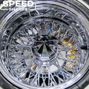 Jantes à rayons personnalisées 22x10 24x10 avec 144 ou 180 rayons et capuchons flottants pour Lincoln Town Car <span class=keywords><strong>Continental</strong></span> et Mercury Grand Marquis - Product Image 4