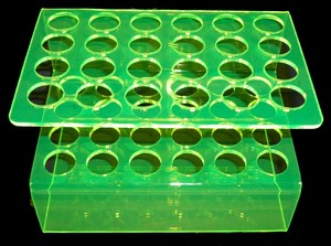Cremagliera acrilica su ordinazione della provetta del supporto della provetta della centrifuga di Pmma di 4 posizioni <span class=keywords><strong>13Mm</strong></span> 17Mm dell'oem