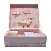 Échantillon gratuit de boîte d'emballage pliante en papier kraft rose avec impression UV boîte-cadeau biodégradable pour sac en papier cartonné pour chaussettes en fourrure pour enfants