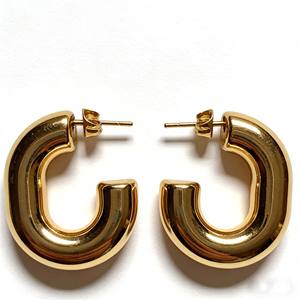 ต่างหู<span class=keywords><strong>ทรง</strong></span>ตัว C สุดเก๋ ดีไซน์<span class=keywords><strong>เรขาคณิต</strong></span>สแตนเลสทรง<span class=keywords><strong>กลม</strong></span> ให้ความรู้สึกสาม<span class=keywords><strong>มิติ</strong></span> - Product Image 1