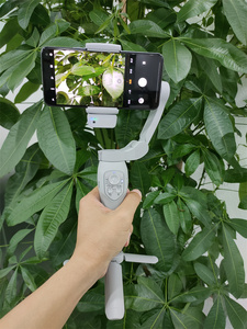 Nuevo L7C Pro Plus <span class=keywords><strong>Face</strong></span> Tracking Rotation Phone Gimbal Tripod con Tracker 5 en 1 Gimbal Stabilizer Phone con AI Vision - Product Image 3