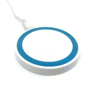 Q5 Wireless Charger Small round mobile phone wireless charger for Apple and Huawei mobile phone wireless charging pad dock