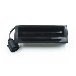 Interruptor de Puerta Trasera Volkswagen 1J0827566D Negro, Pieza de Repuesto para Bora Passat B5 - Product Image 1
