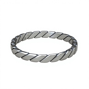 Anillo de boda de tungsteno con diseño minimalista retorcido, unisex, para uso diario, en plata de ley 925 - Product Image 1