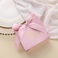 Vente en gros Sac cadeau de remerciement pliable Petite boîte en papier design à la mode Boîtes de faveur de mariage personnalisées, luxueuses et imprimées