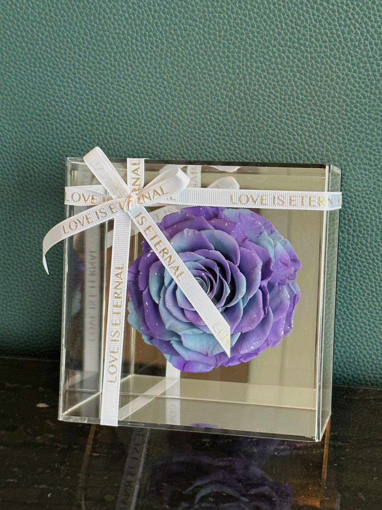 The only round head of the galaxy giant