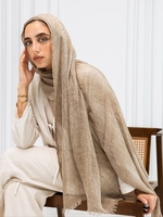 Hijab châle de luxe en modal, viscose, rayonne et coton, avec bords à franges, texture douce et froissée, doux pour la peau et respirant, chauffant