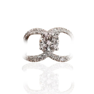 Anello di Fidanzamento Creativo e Alla Moda, Gioiello da Dito per Donne, Design Accattivante - Product Image 1