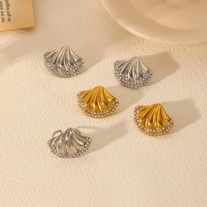 Pendientes de tuerca con forma de concha e incrustaciones de diamantes de imitación, de acero inoxidable, joyería para mujer, accesorio de moda para fiestas - Product Image 2