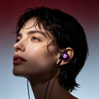 Écouteurs filaires USB-C personnalisés OEM avec logo LED lumineux, haut-parleur dynamique 10 mm, écouteurs intra-auriculaires en métal avec microphone