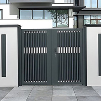 Elektrische cantileverpoort van aluminiumlegering, lineaire poort, spoorloos schuifpoort ontwerp voor toepassingen in binnenplaatsen, villa's, scholen en omheiningen.