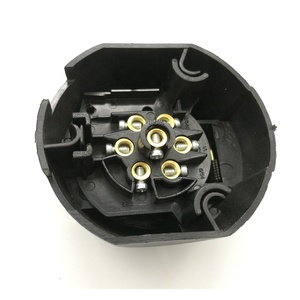 Prise de remorque 7Pin connecteur de remorque 7Pin <span class=keywords><strong>attelage</strong></span> de remorquage étanche mâle et femelle <span class=keywords><strong>pour</strong></span> camions, <span class=keywords><strong>camping</strong></span>-cars ou bateaux - Product Image 3