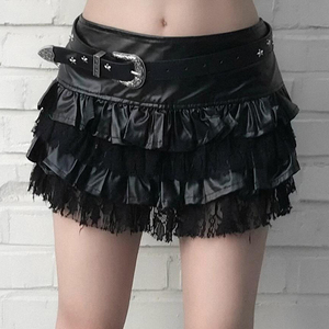 Minifalda de cuero sintético PU gótico oscuro con encaje escalonado y cintura natural, transpirable y ecológica para mujer, estilo primavera callejero. - Product Image 4