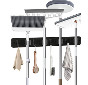 Soporte de Pared para Escobas de Madera Resistente Estilo Rústico con Colgador para Escobas y Cepillos - Product Image 1