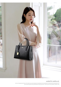 Fashion New Designer Crossbody <b>Bags</b> High Quality PU Leather Shoulder Messenger <b>Bag</b> Casual Totes Luxury Women Handbags and Purses - Product Image 6