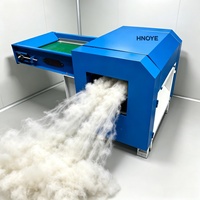 Machine à carder et à ouvrir les déchets de coton pour le traitement du rembourrage de coussins en polyester