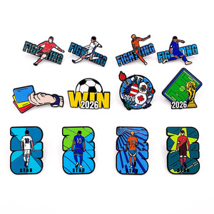 Fabricants de badges : conception gratuite, logo personnalisé, cadeaux promotionnels pour compétitions de football traditionnel, épingles de revers en émail souple ou dur - Product Image 4
