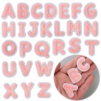 Patch brodé lettre rose en tissu éponge, autocollant de réparation sans trace pour trous dans les vêtements, décoration de sacs et de carnets