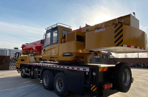 รถเครนบรรทุก STC250C5-8 ที่เชื่อถือได้ ความจุ <span class=keywords><strong>25</strong></span> ตัน กำลัง 230 กิโลวัตต์ บูมยืดไสลด์ได้ 50 เมตร - Product Image 3