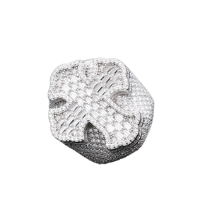 Bague de fiançailles en or blanc plaqué 18 carats avec diamant taille baguette, bague de demande en mariage pour homme, bijoux de luxe en moissanite - Product Image 2