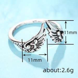 Anello Vintage a Forma di Piuma per Donne, Gioiello Minimalista Regolabile, Stile Vintage con Finitura Anticata - Product Image 4