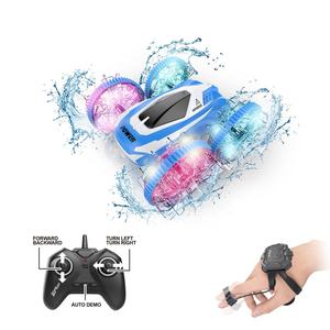 Montre à double mode avec détection de gestes, télécommande, voiture cascadeuse, jouet amphibie, voiture radiocommandée 360 rotation, voiture pour enfant avec lumière - Product Image 1