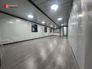 Cabañas Luban contemporáneas Casa contenedor moderna con puerta para sala de estar o apartamento - Product Image 4