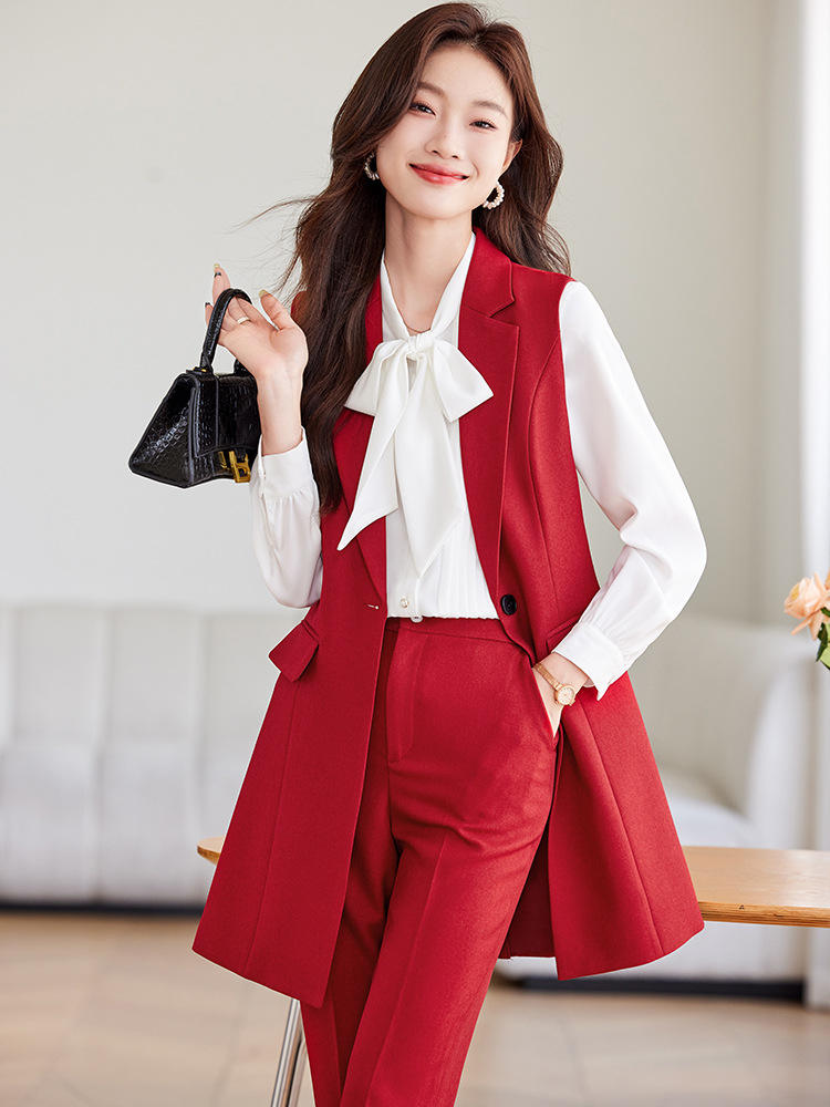 One-piece red suit