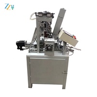 Machine à fabriquer des manches de brosses en bois de nouvelle conception / Machine à fabriquer des manches de haches en bois