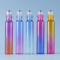 Flacon en verre dégradé/transparent de 5 ml et 10 ml avec bille en acier et couvercle noir/à motif bois pour l'emballage d'huiles essentielles/parfums