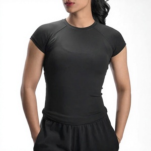 T-shirt à col rond slim fit pour femme, noir, manches courtes, haut de sport athlétique - Product Image 3