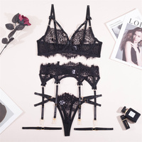 Ensemble de Lingerie Sexy et Amusante en Dentelle Cils avec Jarretelles et Anneaux en Acier, Quatre Pièces, Effet Sculptant et Corps Divisé