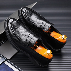 รองเท้าโลฟเฟอร์หนังสีน้ำตาลสำหรับผู้ชาย พื้นนุ่ม หนังวัวแท้ สวมใส่สบาย เหมาะสำหรับธุรกิจและลำลอง แฟชั่นวัยรุ่น สไตล์ขับรถ - Product Image 3