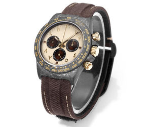 Estuche de Fibra de Carbono con Brillo Nocturno, Edición Personalizada - Apto para Uso Casual y de Negocios, Relojes Premium de Alta Gama - Product Image 4