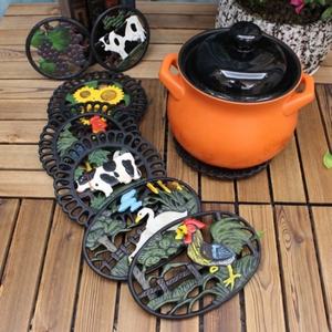 Coussinets d'isolation thermique antidérapants en fonte Tapis polyvalent en flocons blancs ronds Supports <span class=keywords><strong>de</strong></span> casseroles Sous-verres en fonte résistants à la chaleur <span class=keywords><strong>Dessous</strong></span> <span class=keywords><strong>de</strong></span> <span class=keywords><strong>plat</strong></span> - Product Image 3