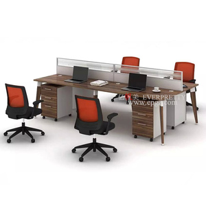 Mesa y silla de escritorio de madera duradera muebles de oficina de cuatro asientos vintage modernos para uso en tabiques de oficina para escuelas - Product Image 1