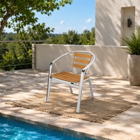 Chaise de salle à manger d'extérieur moderne et minimaliste en aluminium avec accoudoirs, design empilable, dossier confortable pour parc et balcon