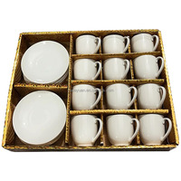 Vente en gros de tasses et soucoupes en céramique de porcelaine fine, blanches unies, pour cappuccino, avec design personnalisé en relief, de style moderne, luxueux et écologique, à prix abordable