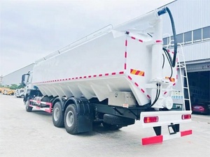 Sinotruck HOWO 6x4 20000L 20cbm Camión de alimentación a granel Euro 2 tanque Volumen 40cbm 20 Tons Camión de alimentación de pollos en venta - Product Image 5