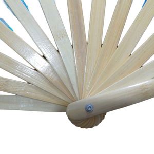 Abanico Tradicional de Kung Fu, Tallado y Pintado en Bambú, Arte Popular, Decoración Portátil para el Hogar, Regalo Empresarial para Festivales y Eventos Musicales - Product Image 6