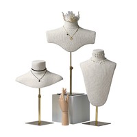 Présentoir de bijoux haut de gamme en lin sur mesure, buste porte-colliers et foulards pour vitrine de bijouterie