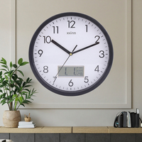 Stilvolle Moderne Digitale Quarz-Wanduhr LUMINOVA mit Schlummerfunktion, Elektronischem Kalender und Temperaturanzeige für Wohnzimmer