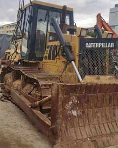 รถดันดินมือสองคุณภาพสูง Cat D5K ปี 2023 ราคาถูก เครื่องจักรก่อสร้าง เครื่องยนต์หลัก อุปกรณ์เคลื่อนย้ายดิน กำลังดัน 4 ตัน - Product Image 3