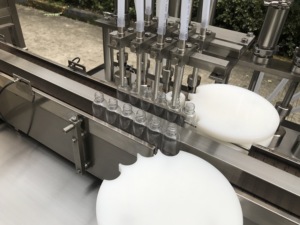 Máquina Automática de Llenado y Tapado de 8 Cabezales, Línea de Producción de Llenado de Líquidos, Equipo de Llenado de Perfume, Alcohol y Jarabes - Product Image 3