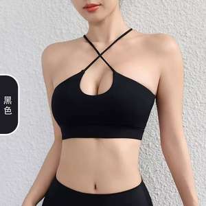 Conjunto de Yoga de 3 Piezas para Mujer con Logotipo Personalizado, Sensación de Desnudez, Sujetador Halter, Pantalones Cortos de Cintura Alta, Control de Abdomen, Pantalones Acampanados, Spandex/Nailon - Product Image 5