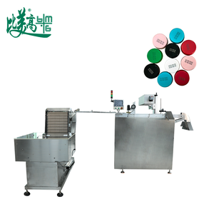 Sistema di Alimentazione Automatica Tappi Bottiglia con Marcatura Laser, Raccolta Dati e Smistamento, Codice QR, Codice a Barre, Data di Produzione, Logo, Testi ed Etichettatura - Product Image 4