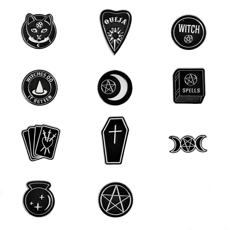 Custom Black Metal Pin Emblema Coração Botão Esmalte Lapela Bruxa Pin