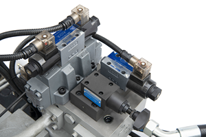 PLASTAR منخفضة سعر تكلفة صغيرة الحجم هاتف محمول حالة البلاستيك 130 طن حقن صب آلة صغيرة سعر للبيع - Product Image 3