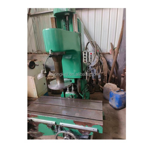 Máquina Multifunción T716 para Mandrilado Vertical, Fresado y Rectificado <span class=keywords><strong>de</strong></span> Bloques <span class=keywords><strong>de</strong></span> Motor y <span class=keywords><strong>Cilindros</strong></span>, Maquinaria Usada - Product Image 1
