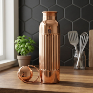 Vaso de Cobre Certificado de Alta Calidad, Plegable, Antiderrames, Ecológico, Apto para Lavavajillas, BS International NA80, para Uso en Exteriores - Product Image 1